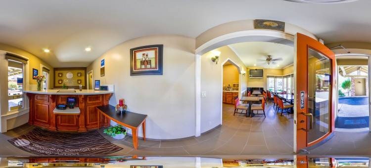 蒙特雷半岛机场舒适酒店(Comfort Inn Monterey Peninsula Airport)图片