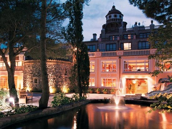 蒙特博里学术酒店