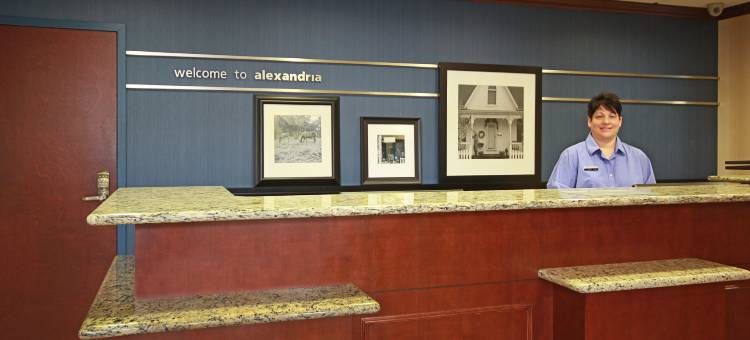 亚历山德里亚希尔顿欢朋旅馆及套房酒店(Hampton Inn & Suites Alexandria)图片