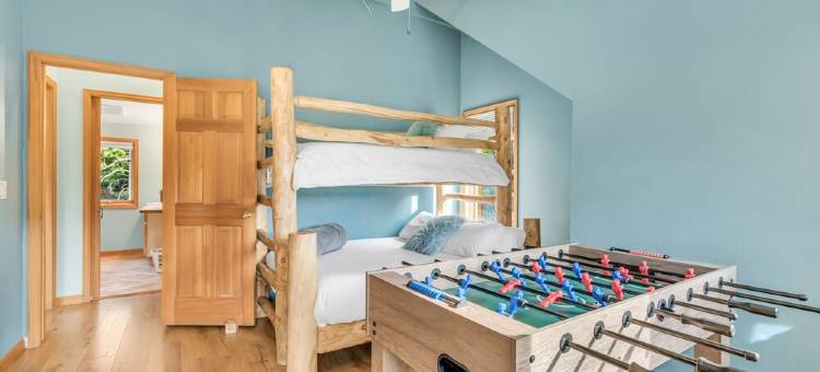 Solar Pwd Peaceful Mtn Retreat~Fire Pit~Ev Charger~Cornhole~Foosball~Starlink~AC图片