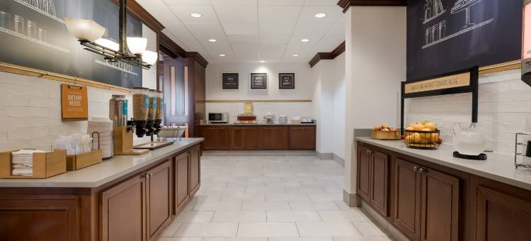 希尔顿欢朋酒店-麦克亨利-IL酒店(Hampton Inn McHenry)图片