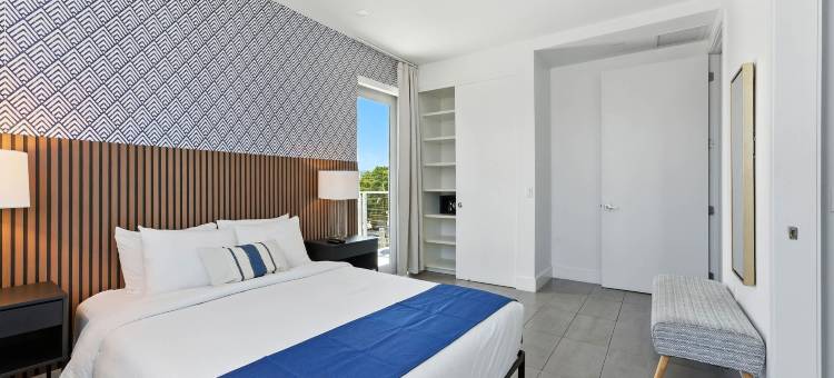 豪华索贝两卧室公寓(Luxury SoBe 2 Bedroom Apartment)图片