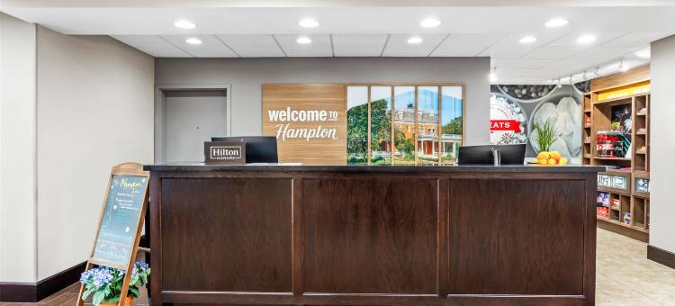希尔顿欢朋酒店-迪卡尔布/近大学(Hampton Inn-DeKalb (Near the University))图片
