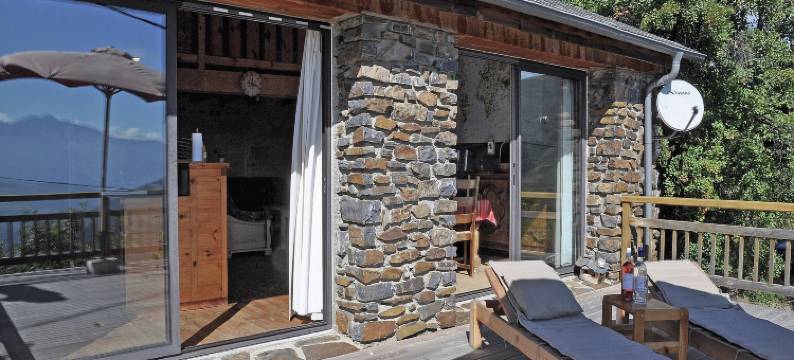 Villa in Ayguatébia-Talau with Garden & BBQ图片