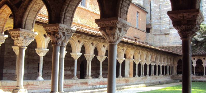 Apartment in Tarn with Pool and Bubble Bath图片