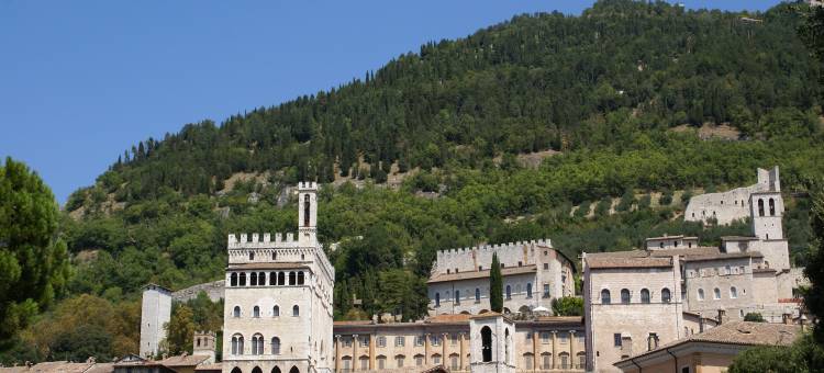 Holiday Home in Montone with Pool & Terrace图片