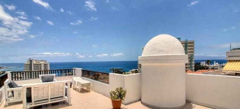Attic Apartment in Adeje Near Playa Fañabé图片