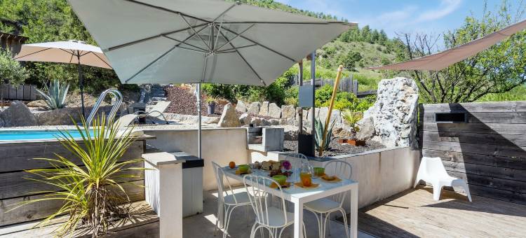 Elegant Villa with Private Pool图片
