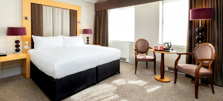 希尔顿逸林酒店约克郡Majestic酒店(Doubletree by Hilton Harrogate - Majestic Hotel & Spa)图片