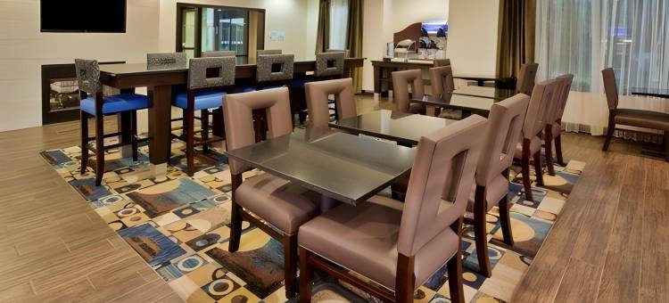 智选假日套房酒店布福德(Holiday Inn Express & Suites Buford NE - Lake Lanier)图片