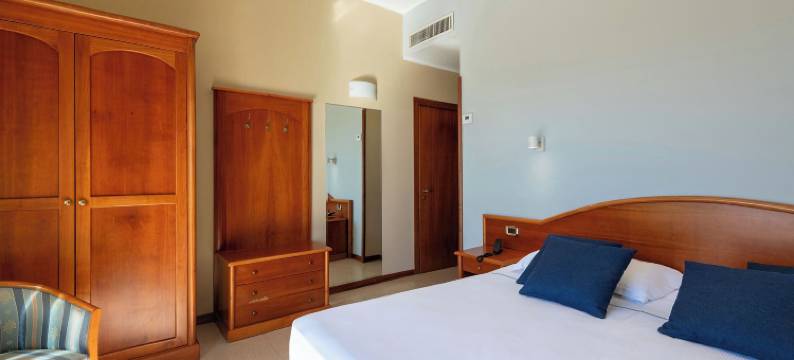 阿斯图拉宫酒店(Astura Palace Hotel)图片