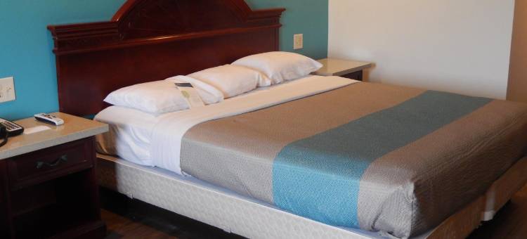 Motel 6 Azusa, CA图片