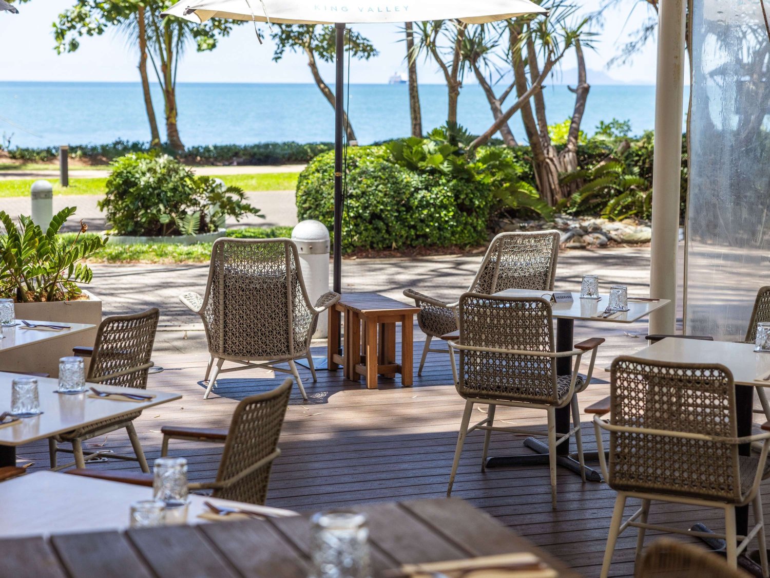 Peppers Beach Club & Spa Palm Cove Hotel Overview