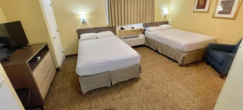 迈尔斯堡珊瑚角郊区开放式客房(Suburban Studios Fort Myers Cape Coral)图片