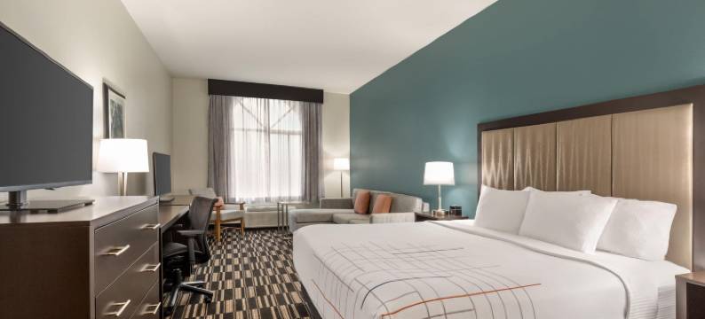 费尔菲尔德纳帕谷拉昆塔温德姆套房酒店(La Quinta Inn & Suites by Wyndham Fairfield - Napa Valley)图片