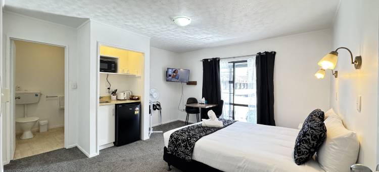 陶波切姆斯伍德汽车旅馆(Chelmswood Motel Taupo)图片