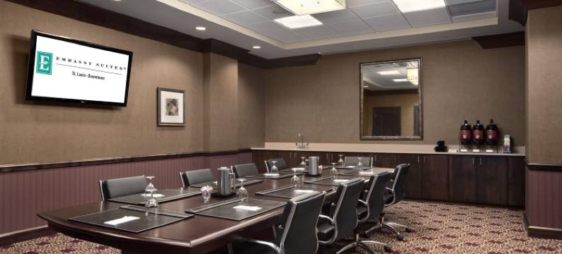 圣路易斯市中心希尔顿安泊酒店(Embassy Suites by Hilton St. Louis Downtown)图片