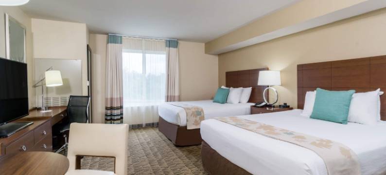 威灵特里德尔菲亚高地浩枫温德姆公寓(Hawthorn Suites by Wyndham Wheeling at the Highlands)图片