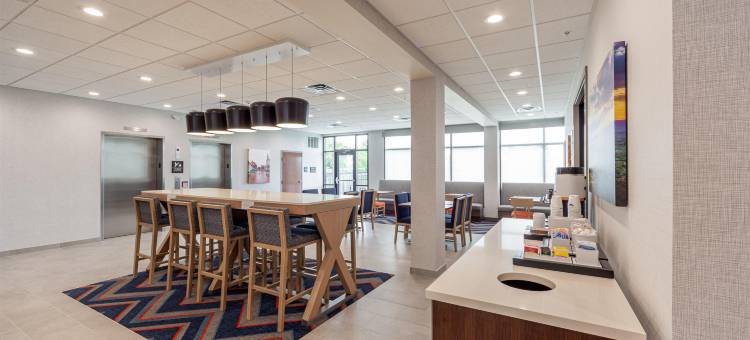 温彻斯特欢朋旅馆(Hampton Inn Winchester N/Conference Center)图片