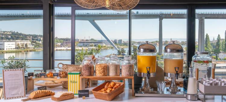 普罗旺斯 - 金色郁金香马蒂格酒店(Golden Tulip Martigues - Provence)图片