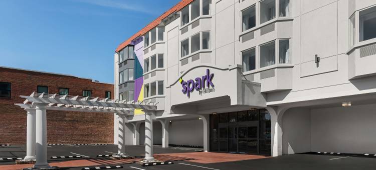 希尔顿Spark堪萨斯城广场有轨电车酒店(Spark by Hilton Kansas City Plaza Streetcar)图片