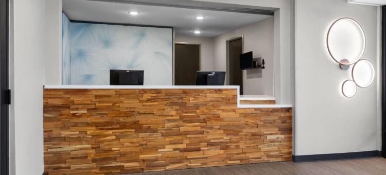 奥斯汀朗德罗克ECHO Suites 温德姆扩展住宿酒店(Echo Suites Extended Stay by Wyndham Austin Round Rock)图片