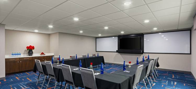 希尔顿欢朋酒店-布卢明顿(Hampton Inn Bloomington)图片