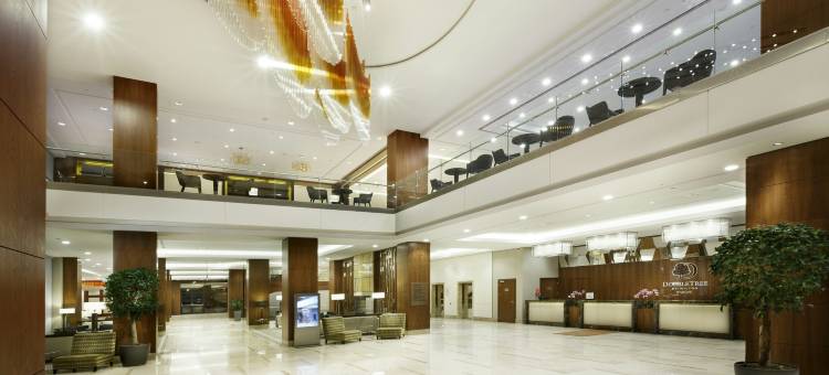 华沙希尔顿逸林酒店及会议中心(DoubleTree by Hilton Hotel & Conference Centre Warsaw)图片