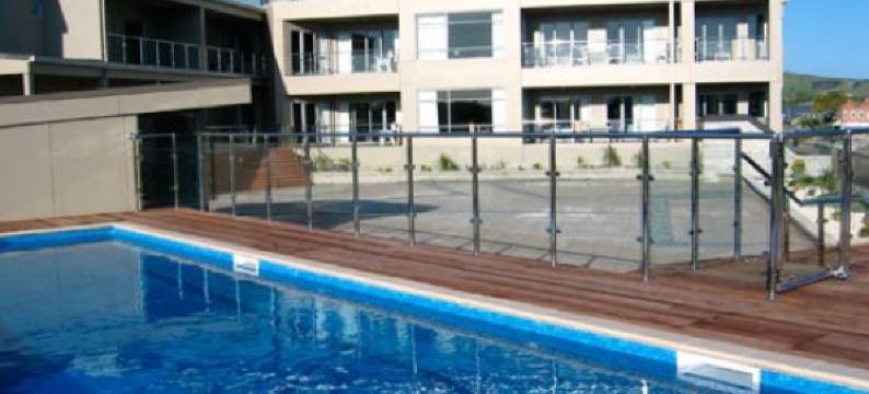 码头景观公寓酒店(Marinaview Apartments)图片