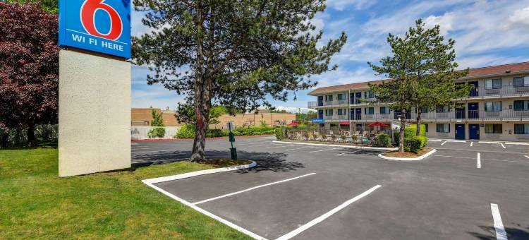 西雅图北-柯克兰6号汽车旅馆(Motel 6 Kirkland, WA - North Kirkland)图片
