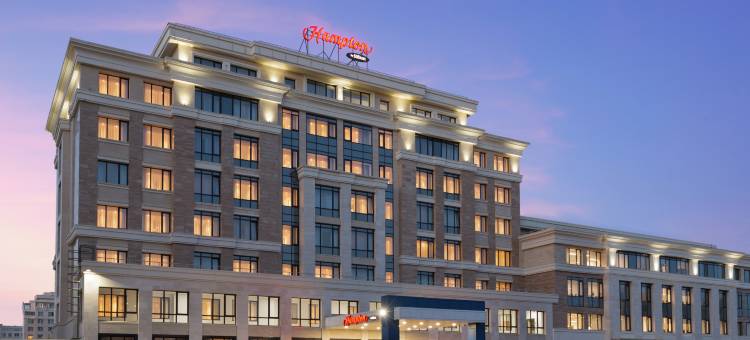 阿斯塔纳胜利拱门希尔顿欢朋酒店(Hampton by Hilton Astana Triumphal Arch)图片