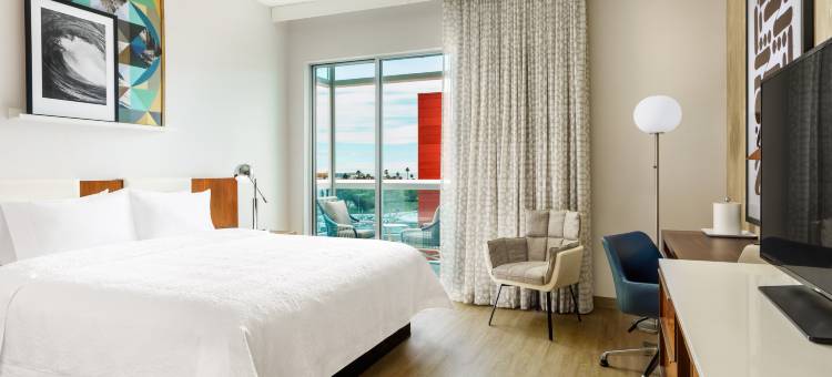 希尔顿欢朋套房酒店-圣莫妮卡(Hampton Inn & Suites by Hilton Santa Monica)图片
