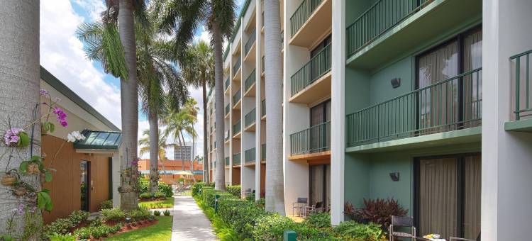 劳德代尔堡东-劳德代尔海滨万怡酒店(Courtyard Fort Lauderdale East/Lauderdale-by-The-Sea)图片