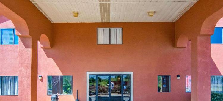 I-20 斯威特沃特伊克诺郊外小屋旅店及套房(Econo Lodge Inn & Suites Sweetwater I-20)图片