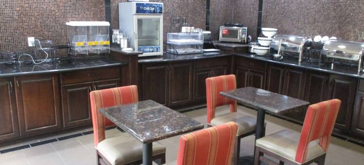 恩波里亚贝斯特韦斯特酒店(Best Western Emporia Inn)图片