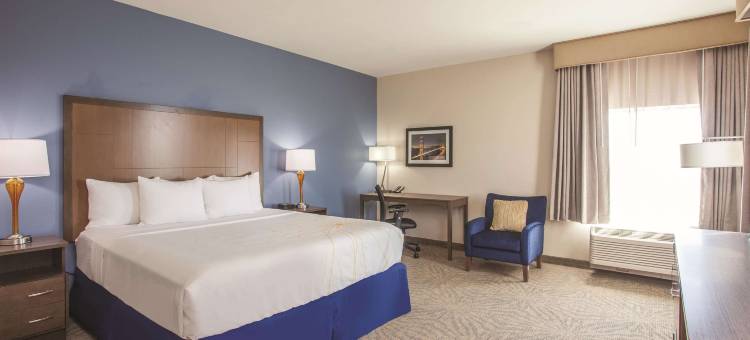 圣何塞南摩根山拉昆塔温德姆套房酒店(La Quinta Inn & Suites by Wyndham Morgan Hill-San Jose South)图片