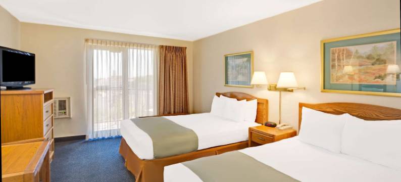 拉皮德城流Travelodge by Wyndham(Travelodge by Wyndham Rapid City)图片