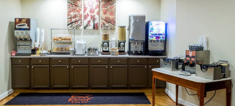 品质酒店及套房(Red Roof Inn & Suites Wytheville)图片