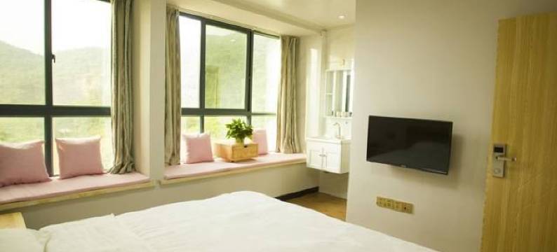 江雾名宿公寓(凤凰路分店)图片