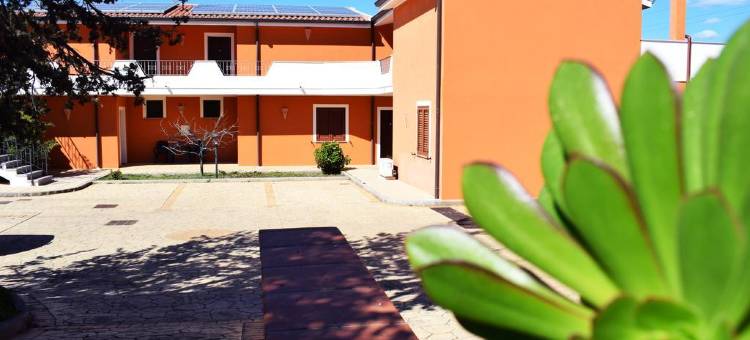 蒙蒂路育酒店(Hotel Montiruju)图片