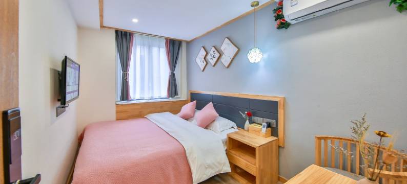 普陀山岛内客栈精品民宿(六峤路1号分店)图片