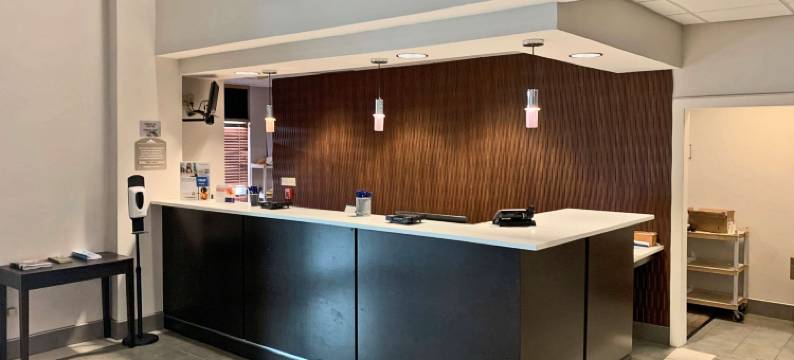 北哥伦布舒适套房酒店(Comfort Inn & Suites Columbus North)图片