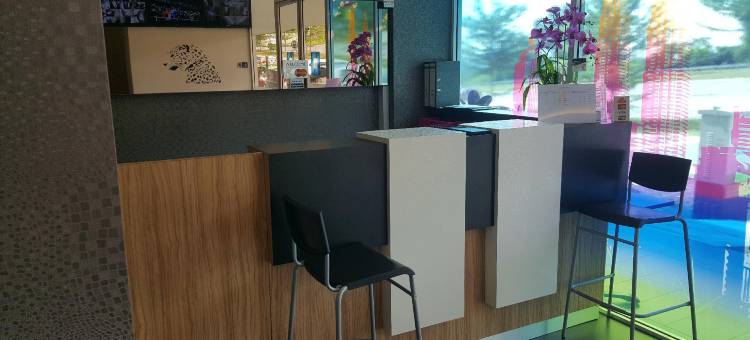 9方酒店-斯里肯邦安(9 Square Hotel - Seri Kembangan)图片