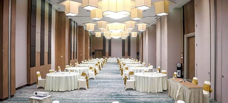 布吉廷吉圣卡酒店(Hotel Santika Bukittinggi)图片