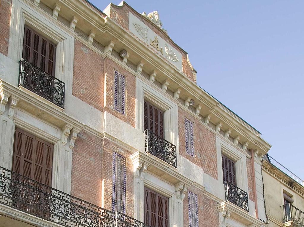 Mercer Casa Torner i Güell Over view