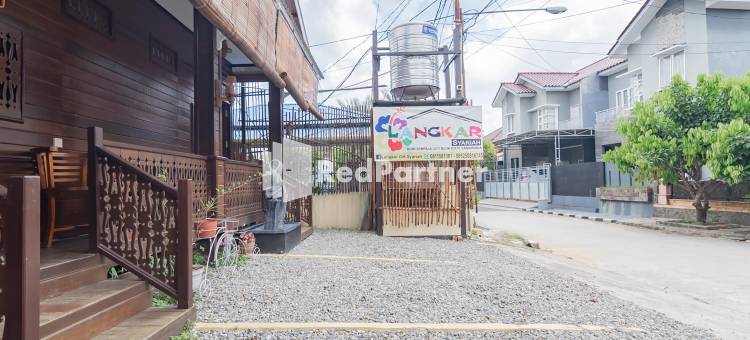 Langkar Guest House Syariah Mitra RedDoorz图片