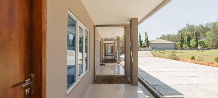 红多兹酒店@朋库卢科帕卡巴纳(RedDoorz @ Hotel Copacobana Bengkulu)图片