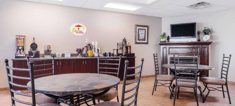 恩斯维尔速8酒店(Super 8 by Wyndham Rainsville)图片