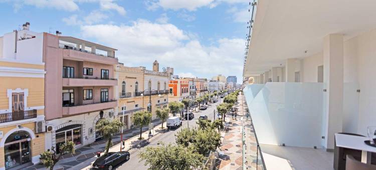 流行客房和地中海湾酒店(Popula - the Lifestyle Hotel)图片