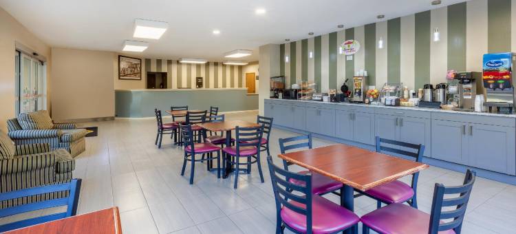 肯塔基拉格兰奇东南呗盟酒店(Baymont by Wyndham la Grange KY Southeast)图片